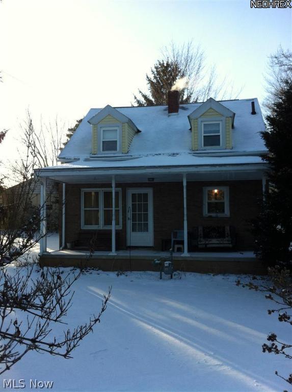 Lovely country home with 4 bedrooms, 2 full baths and 2+ garage on a large lot. Great place to raise a family. Well maintained. Move in and make it yours!