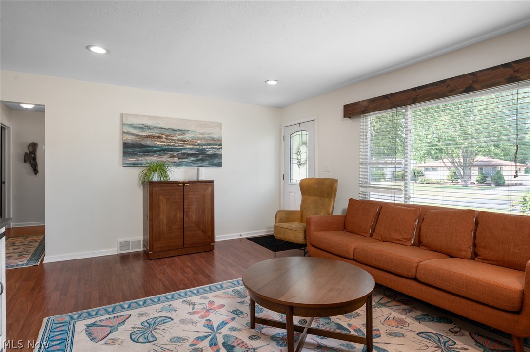 Leroy Harris Le-Bern Dev - Residential
