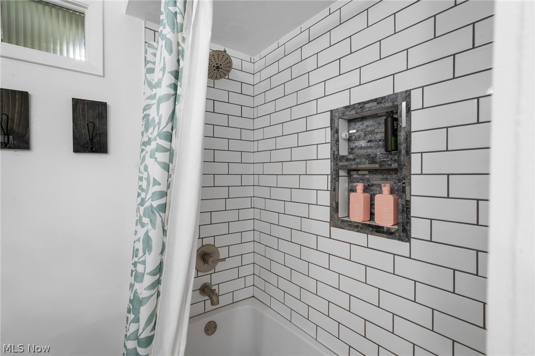 Leroy Harris Le-Bern Dev - Residential