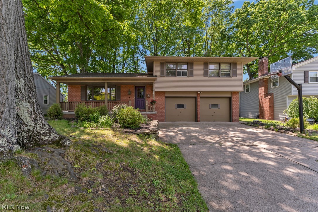 Applewood Acres - Residential