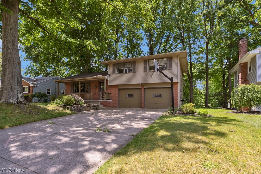 Applewood Acres - Residential