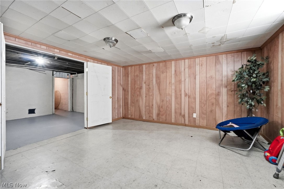 Vans - Residential Income