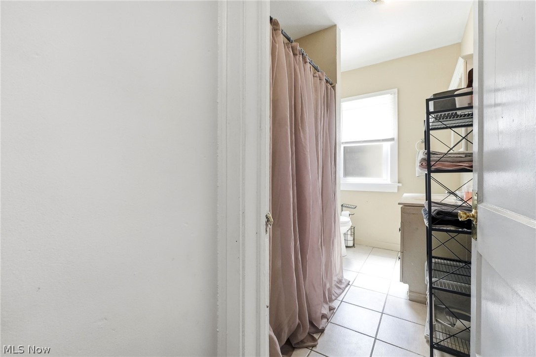 Vans - Residential Income