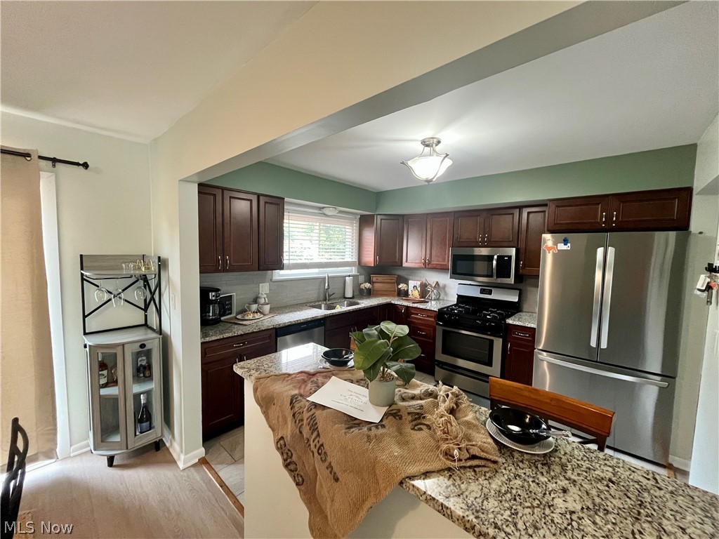 Brookewood 06 - Residential