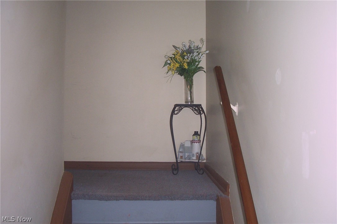 Townhouse Condo Estates Condo - Residential