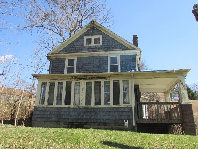2 Story Home with 3 bedrooms and 1 full bath. Property sold as is. No guarantees. No warranties. Must be pre-approved or show proof of funds. Must be pre-approved or show proof of funds. This property may qualify for Seller Financing (Vendee) . The property was built prior to 1978 and lead-based paint potentially exists. Due to the condition, the property may have health/safety risk(s). Prior to entry /access, all parties must sign a Hold Harmless Agreement and the property may only be shown by appointment. 3 day hold on all offers.