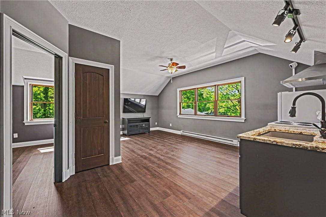 Cedric W Morrisons - Residential