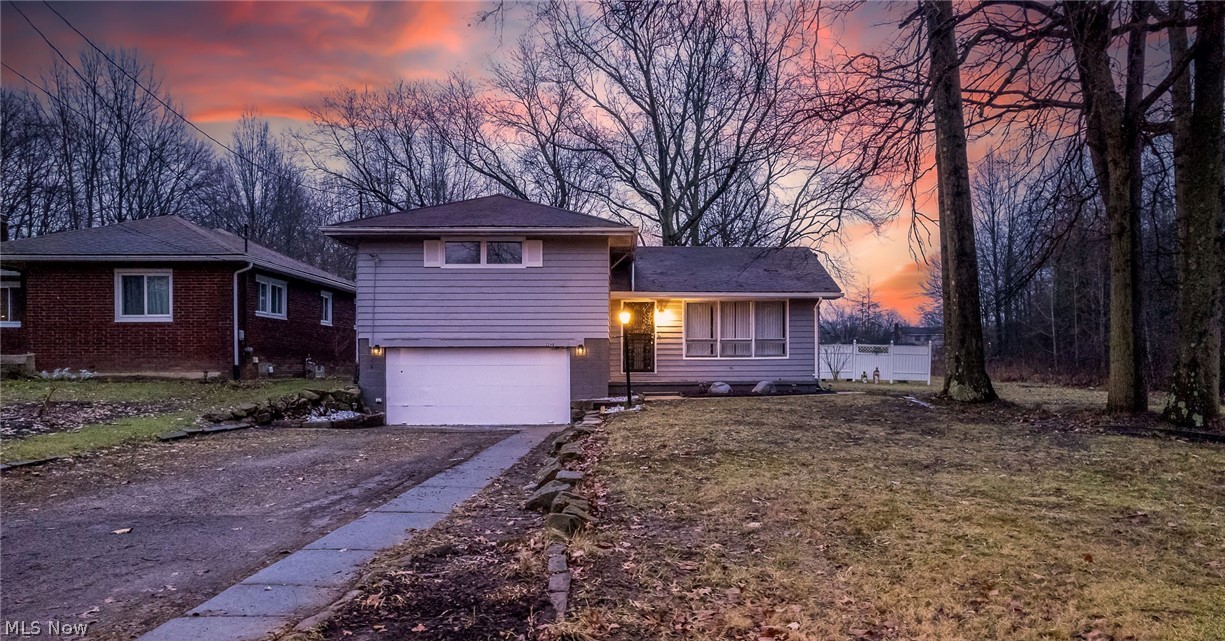 Welcome to the country living with multiple-level space; this beautiful and remodeled Home is ready for its new owners. This place has enough room for family gatherings, pets, and everything during all seasons—great Layout with additional living or family suite on the lower level with access to the backyard. A spacious master room with a half-bathroom, wholly remodeled bathrooms, kitchen, and all appliances included. New flooring throughout the house and white walls bring natural lighting to this Home is another added value, with endless possibilities in a massive backyard. Automatic garage doors and front doors also have code technology. Four-season Porch to peacefully enjoy each season's backyard view. Brand New Water Tank. Don't miss this fantastic Home.