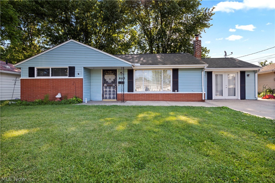 Lake Breeze Manor - Residential