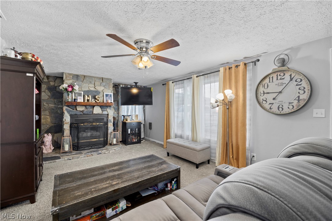 Lake Breeze Manor - Residential