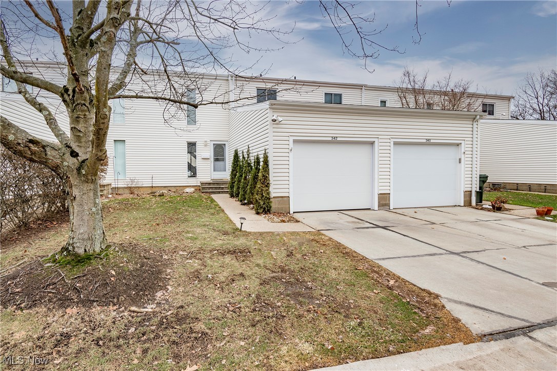 Great Oaks Condos - Residential