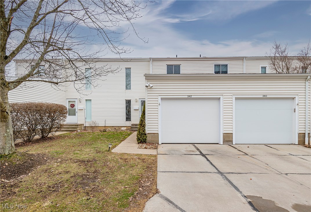 Great Oaks Condos - Residential