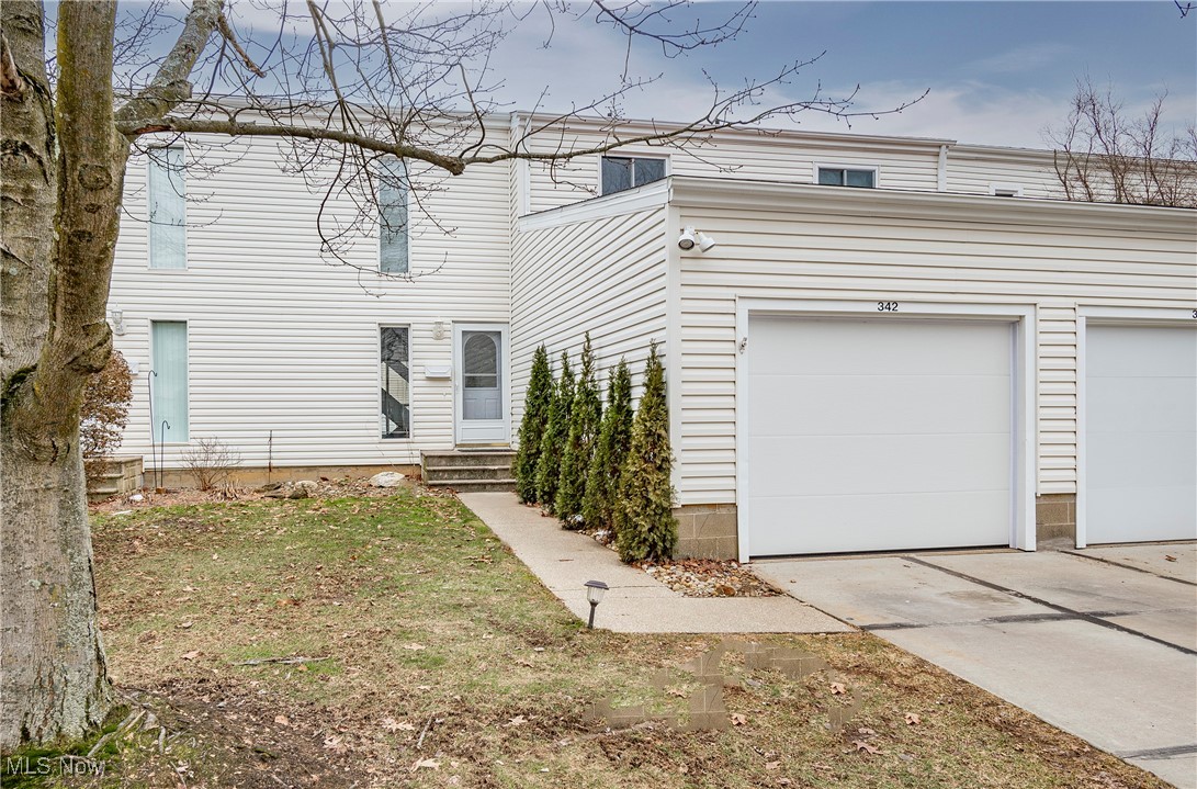 Great Oaks Condos - Residential