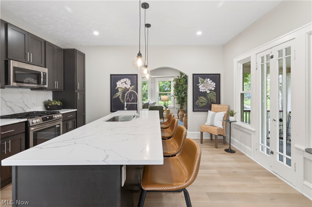James J Hinde Realty Coventry - Residential