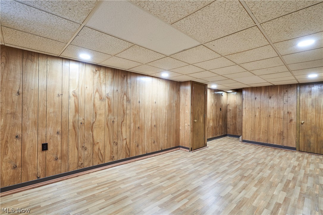 Wyoga Lake Park - Residential