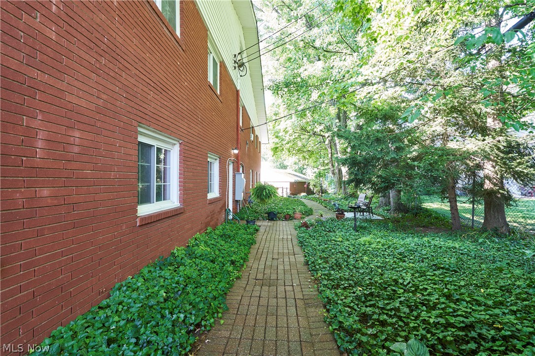 Meadowlawn Condo - Residential