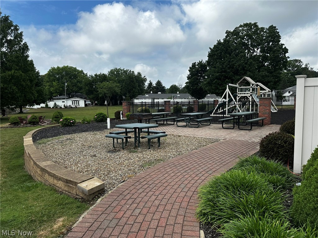 Meadowlawn Condo - Residential