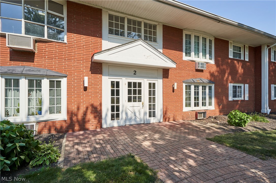 Meadowlawn Condo - Residential