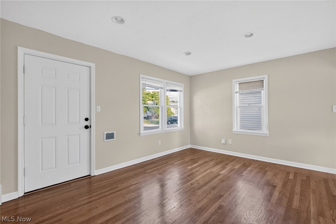 S L Cage Realty Cos Mayfield - Residential