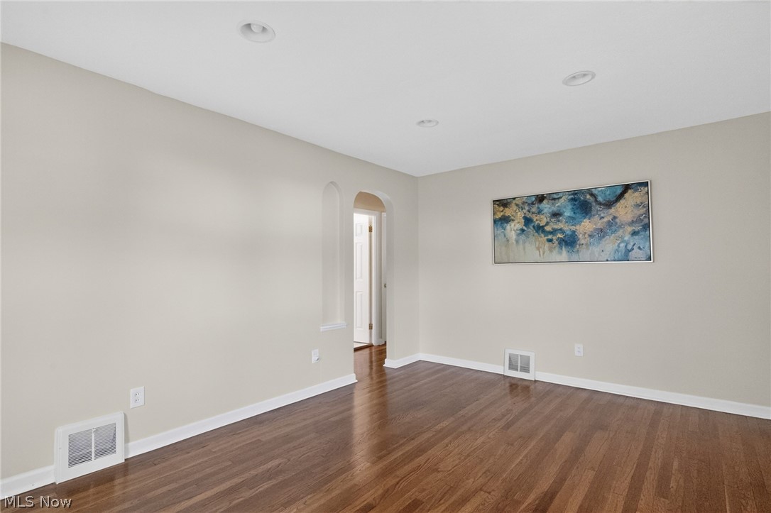 S L Cage Realty Cos Mayfield - Residential
