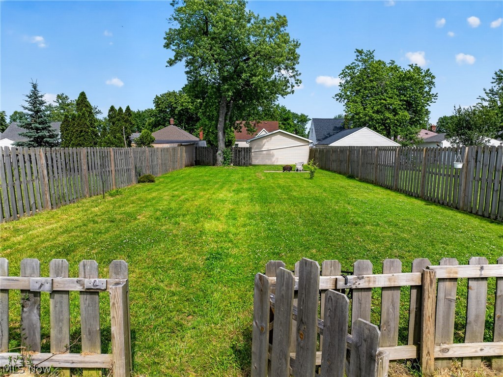 S L Cage Realty Cos Mayfield - Residential