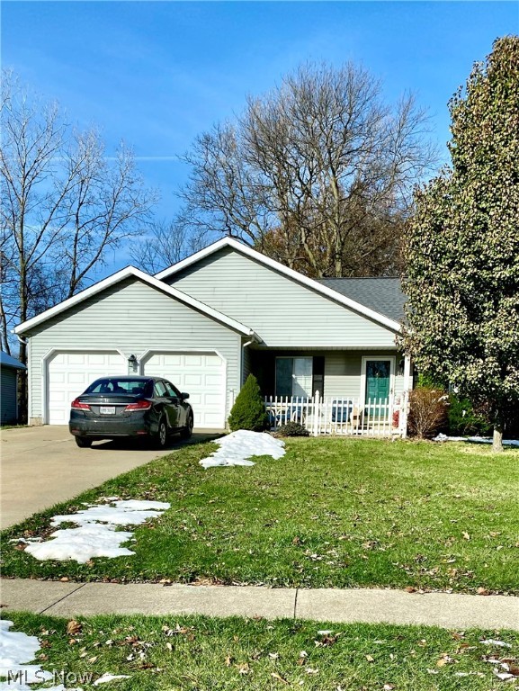 Well maintained 3 Bedroom / 2 Full Bath ranch located close to schools, shopping, restaurants and major highways.  Easy commute to Kent State University.