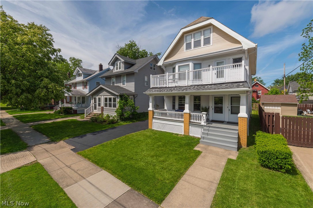 Lakewood Park - Residential Income
