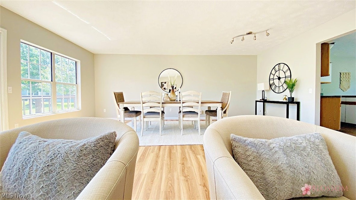 Settlers Village Condo - Residential