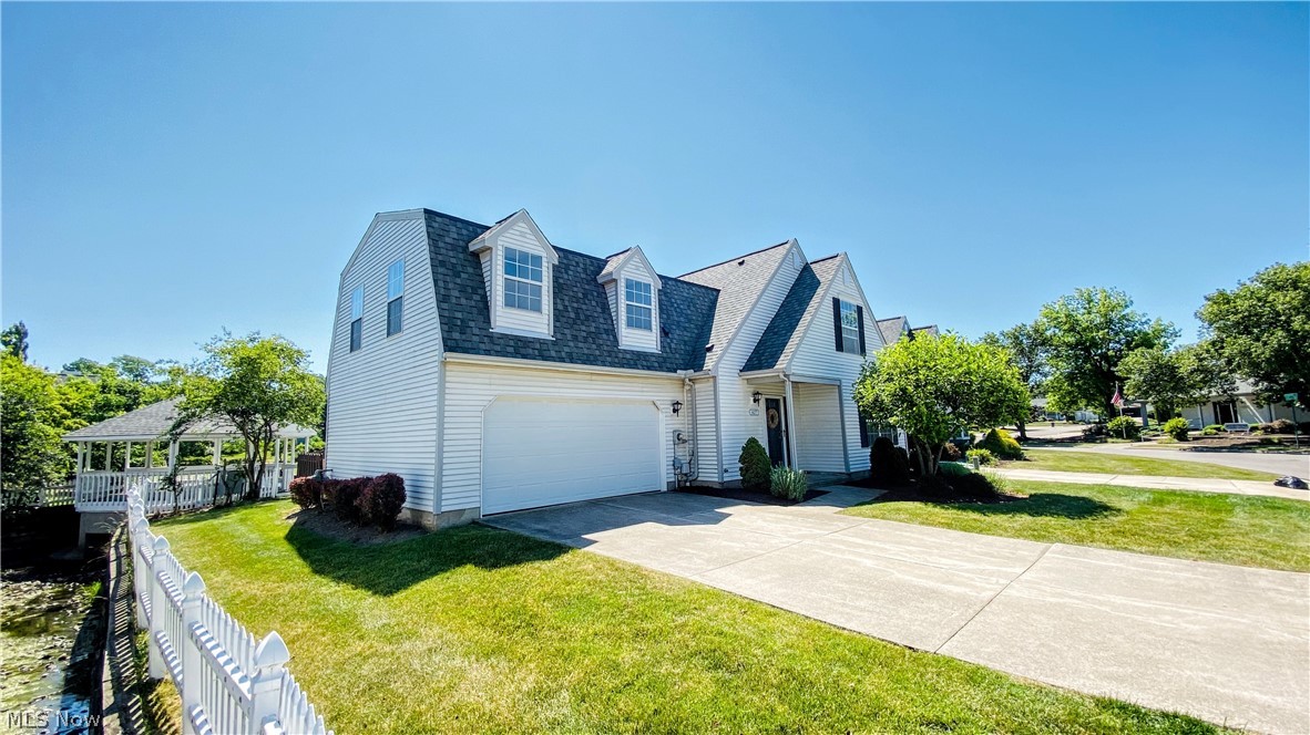 Settlers Village Condo - Residential
