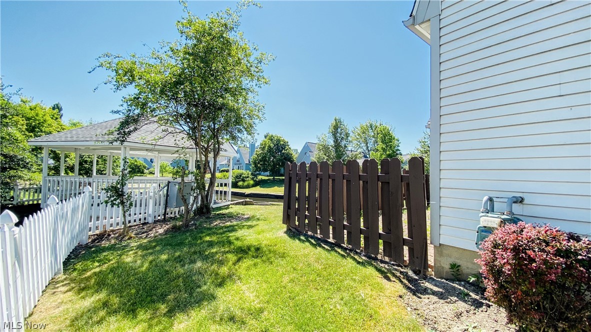 Settlers Village Condo - Residential