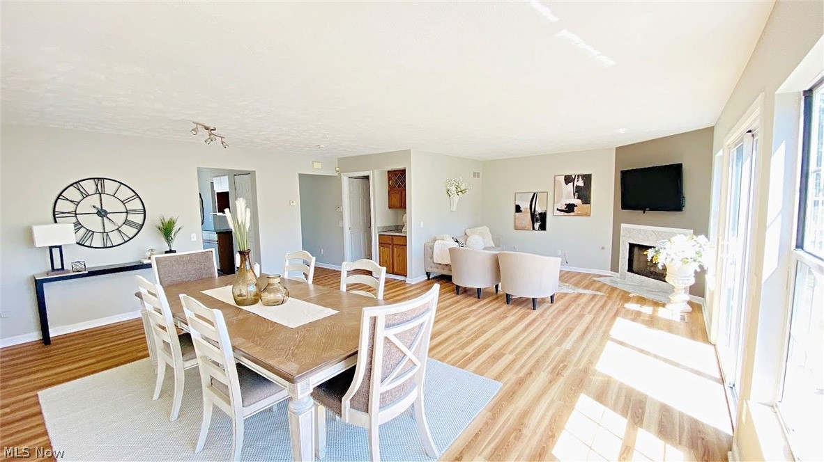 Settlers Village Condo - Residential