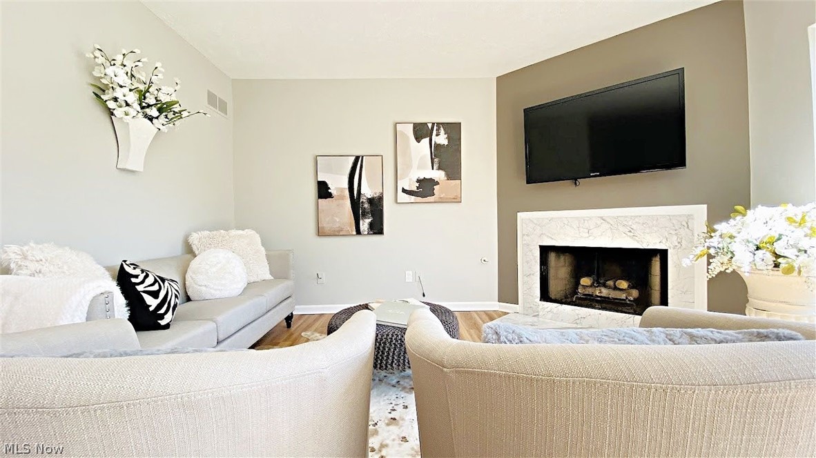 Settlers Village Condo - Residential