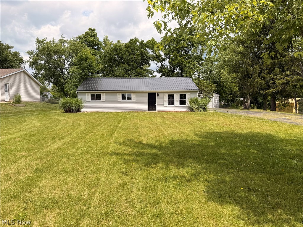 Briar Root Manor - Residential