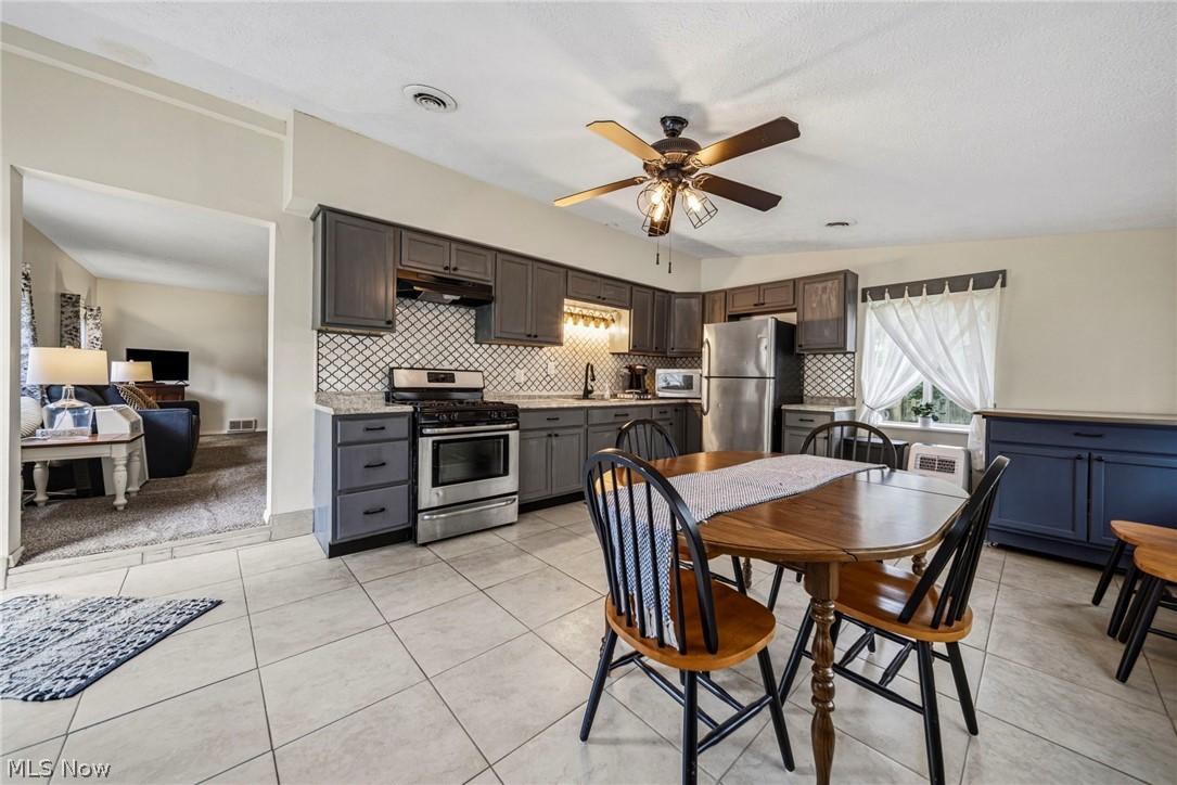Madison-Lakelands 02 - Residential