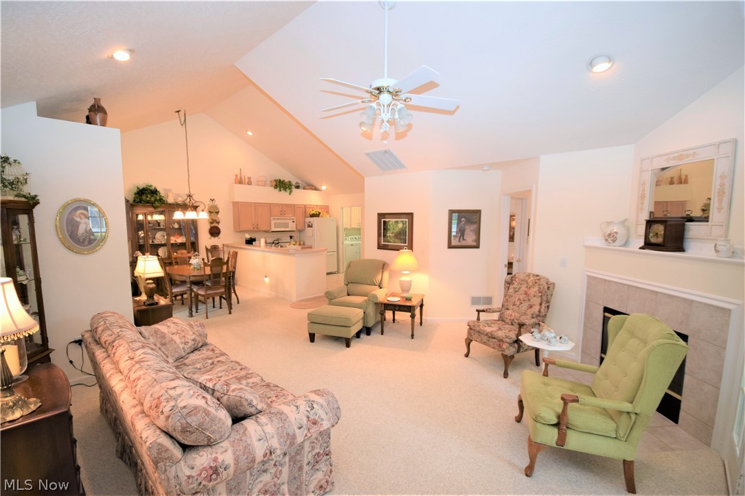 Villas/Chapel Hill Condo Ph I - Residential