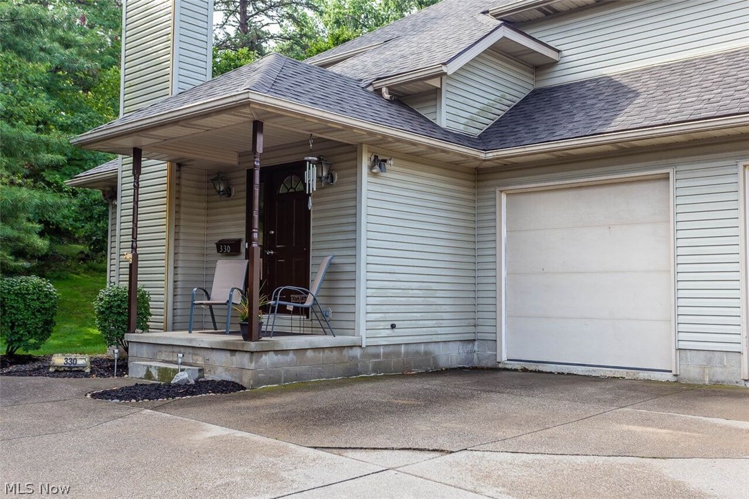 Lovely and private 2 story condo with full basement and gorgeous view. Condo faces back wooded area that you can access from your sliding door and connected large deck. Complete roof replacement July 2018, new hot water tank and furnace June 2014. Secluded yet close to all the amenities that historic Medina has to offer...shopping, restaurants and parks galore.  Home Warranty Included!!