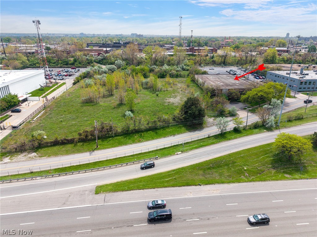 City/Cleveland - Commercial Sale