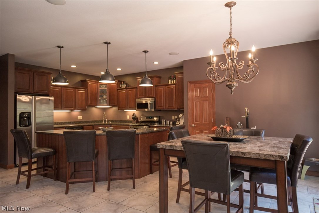 Howland Terrace Residl 01 - Residential Lease