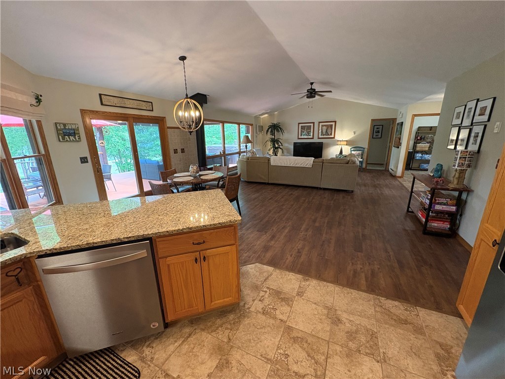 Roaming Rock - Residential