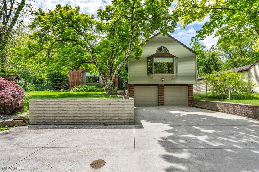 Discover this inviting home nestled on a spacious nearly 1-acre lot on Robson Road. Offering 3 bedrooms, 2 full
bathrooms, this 1947-built gem combines classic character with generous room for comfortable, everyday living. Step
inside to welcoming living areas filled with natural light. The home features a cozy living room with a fireplace, a
functional kitchen that's smartly designed- with a large pantry for extra storage, and a beautiful dining nook perfect
for morning coffee. An enclosed patio invites relaxation and enjoyment of the peaceful surroundings, whether soaking
in the seasons, reading, or unwinding in bright, natural light. One of the home's best features is the bonus room with
soaring vaulted ceilings, opening up endless possibilities and flexibility. Use it as an additional bedroom, a spacious
family room for movie nights and gatherings, a home office, play area, or hobby space. Outdoors, there is plenty of
space for gardening, outdoor activities, or future additions like a workshop, pool, or extra garage. Enjoy the quiet, rural
charm of Grafton while being just a short drive from everyday conveniences, highways, and local spots.