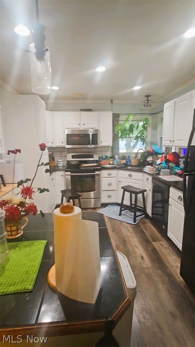 Sanford St - Residential