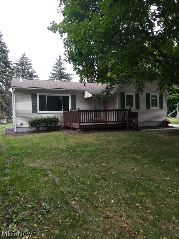 Freshly updated 3 bed 2 bath ranch, on almost half an acre lot in the Falls. The kitchen features newer cabinets, granite countertops and tile backsplash. Large backyard, first floor laundry, front and rear decks, partially finished basement with tons of storage space. Conveniently located within minutes from shopping and Rt. 8 high. Home Warranty.