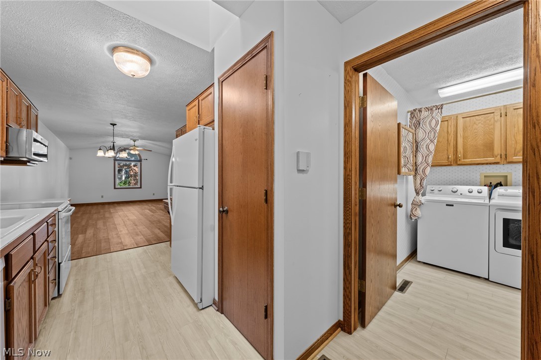 Hartville Country Commons Condo - Residential
