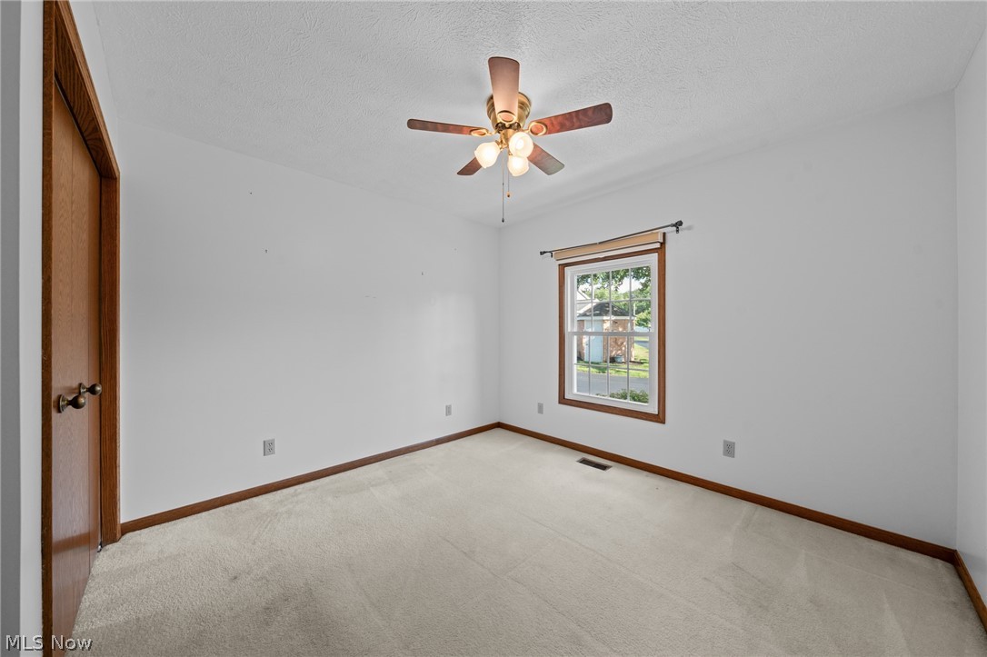 Hartville Country Commons Condo - Residential