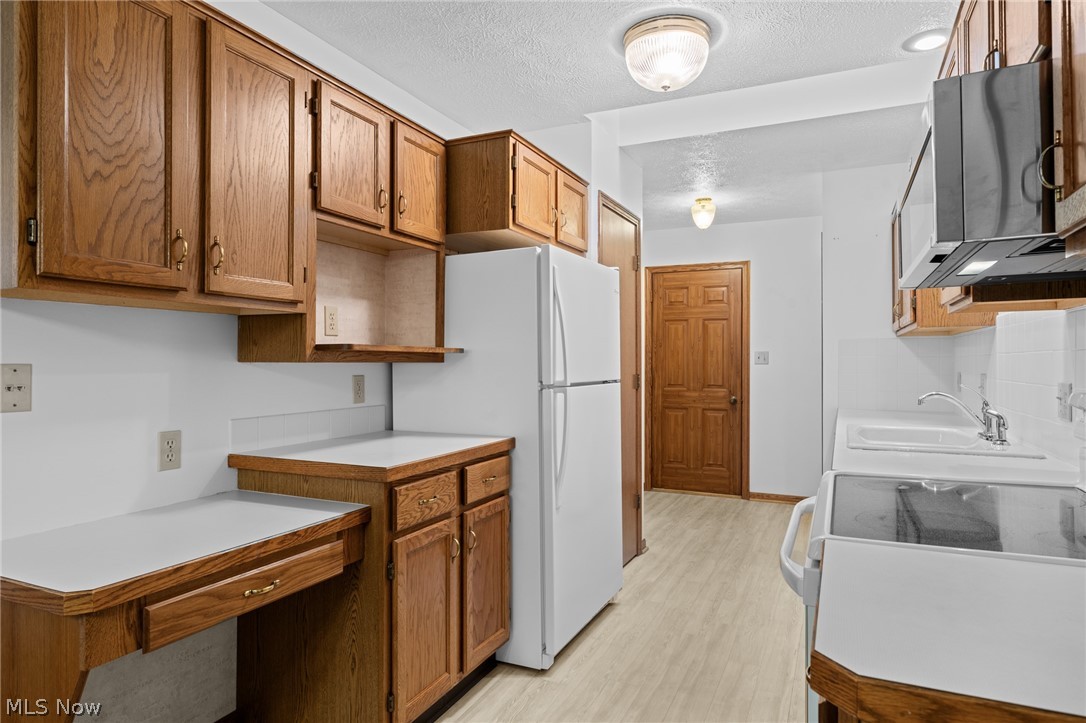 Hartville Country Commons Condo - Residential