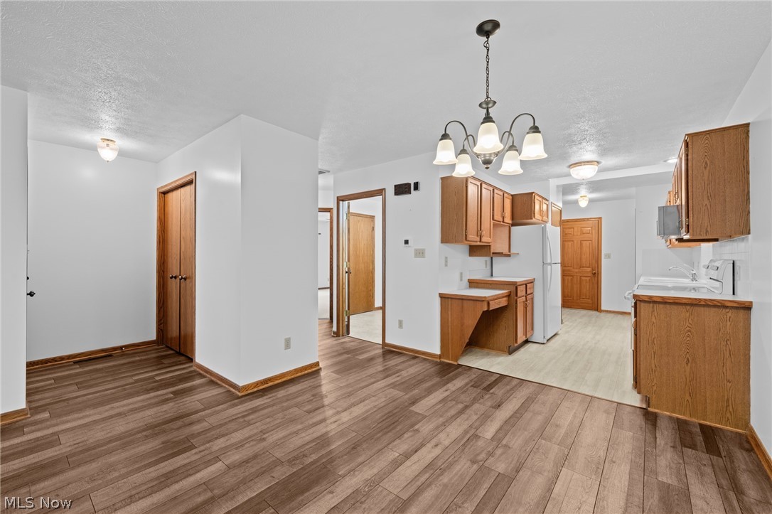 Hartville Country Commons Condo - Residential