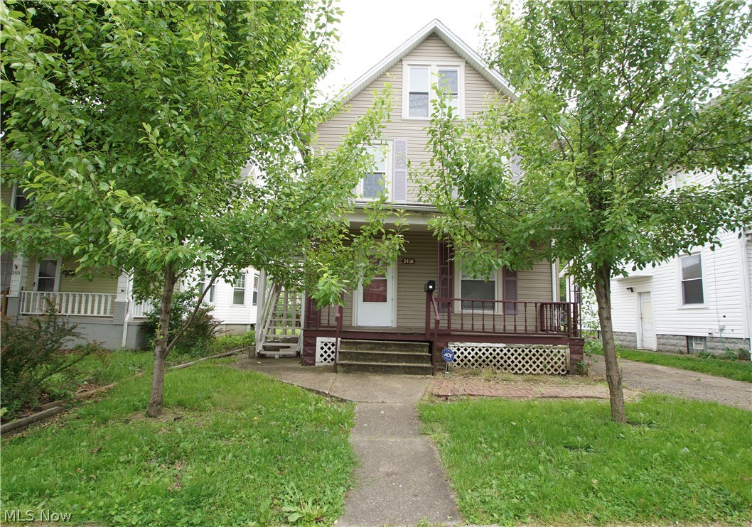 2-story 1,321 sf home with 3 bedrooms and 2 full baths. Kitchen has oak cabinetry and an eat in kitchen. Gas range stays. Formal dining room. One full bath is on the first floor and the other full bath is on the second floor. Home has some of its original woodwork. Newer lighting fixtures and interior recently painted. Newer siding, roof, windows, exterior doors and storm doors. Updated electrical. Some of the basement windows have been replaced with vented glass block windows. Lots of storage space in the attic. Fenced in back yard with access to Grisby Place. Covered front porch.