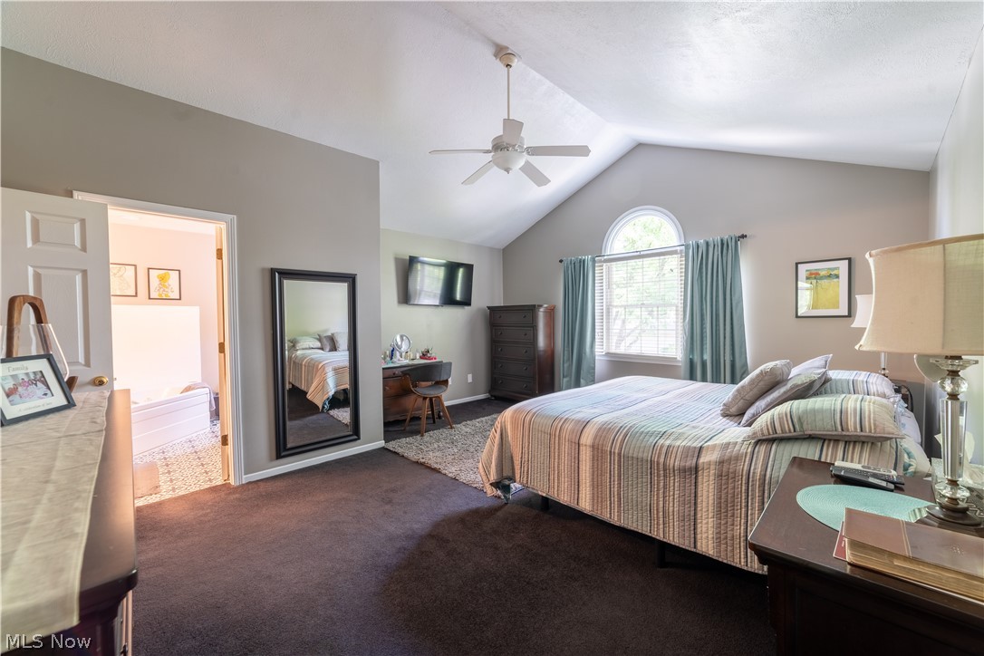 Olde Stone Crossing Condo - Residential