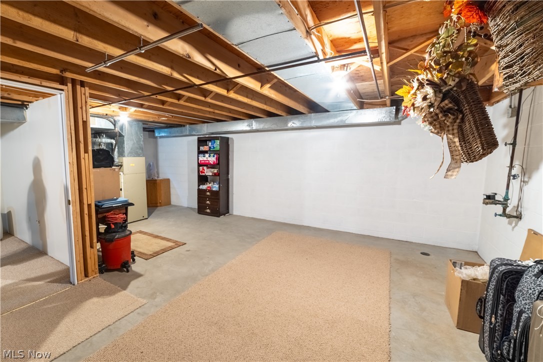 Olde Stone Crossing Condo - Residential