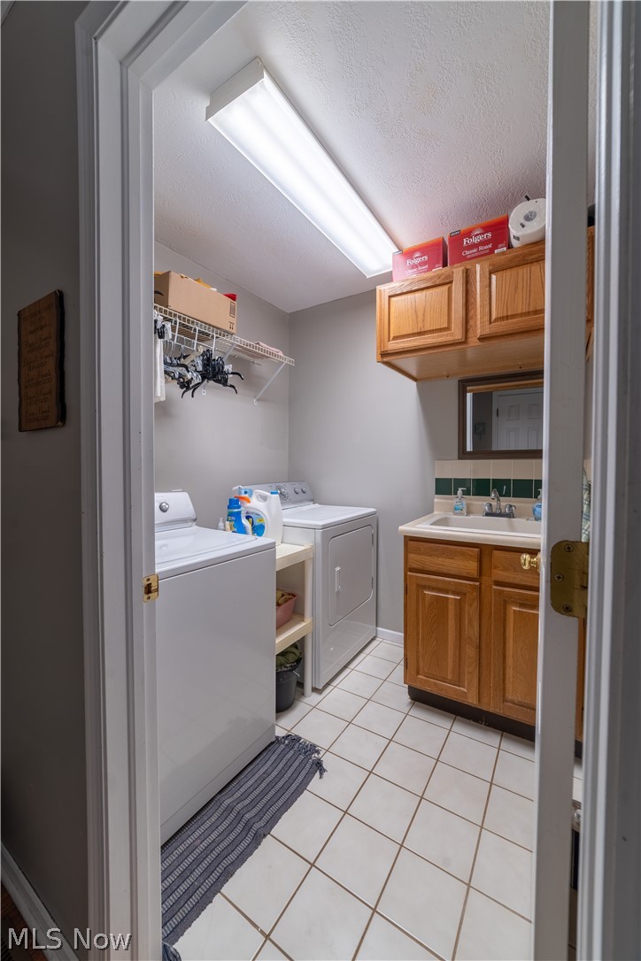 Olde Stone Crossing Condo - Residential
